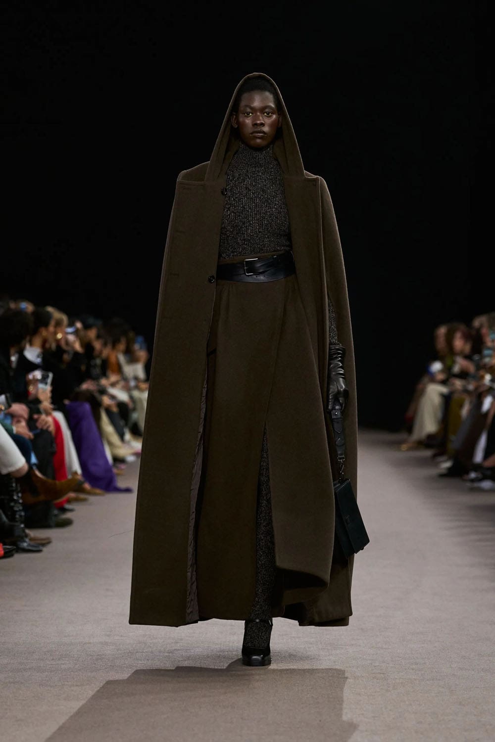 Max Mara Otoño Invierno 2025 2026 Runway Revista (33)