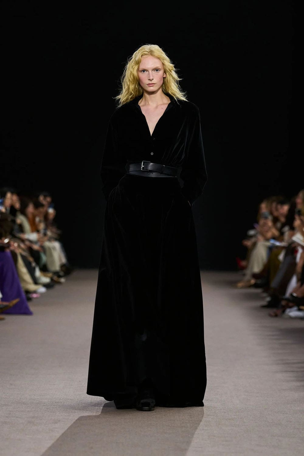 Max Mara Otoño Invierno 2025 2026 Runway Revista (56)