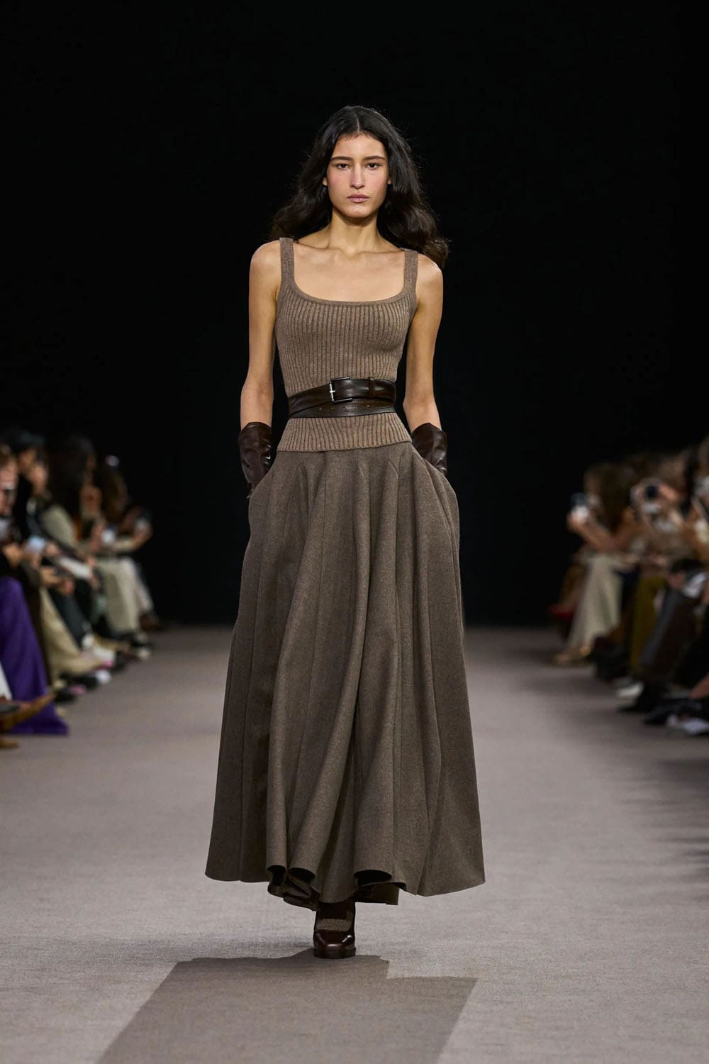 Max Mara Otoño Invierno 2025 2026 Runway Revista (9)