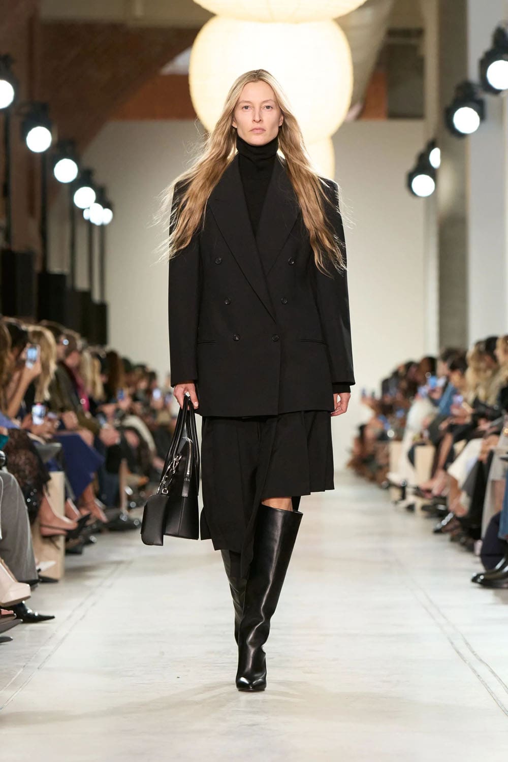 Michael Kors 2025 秋冬 2026 纽约 Runway 杂志(1)