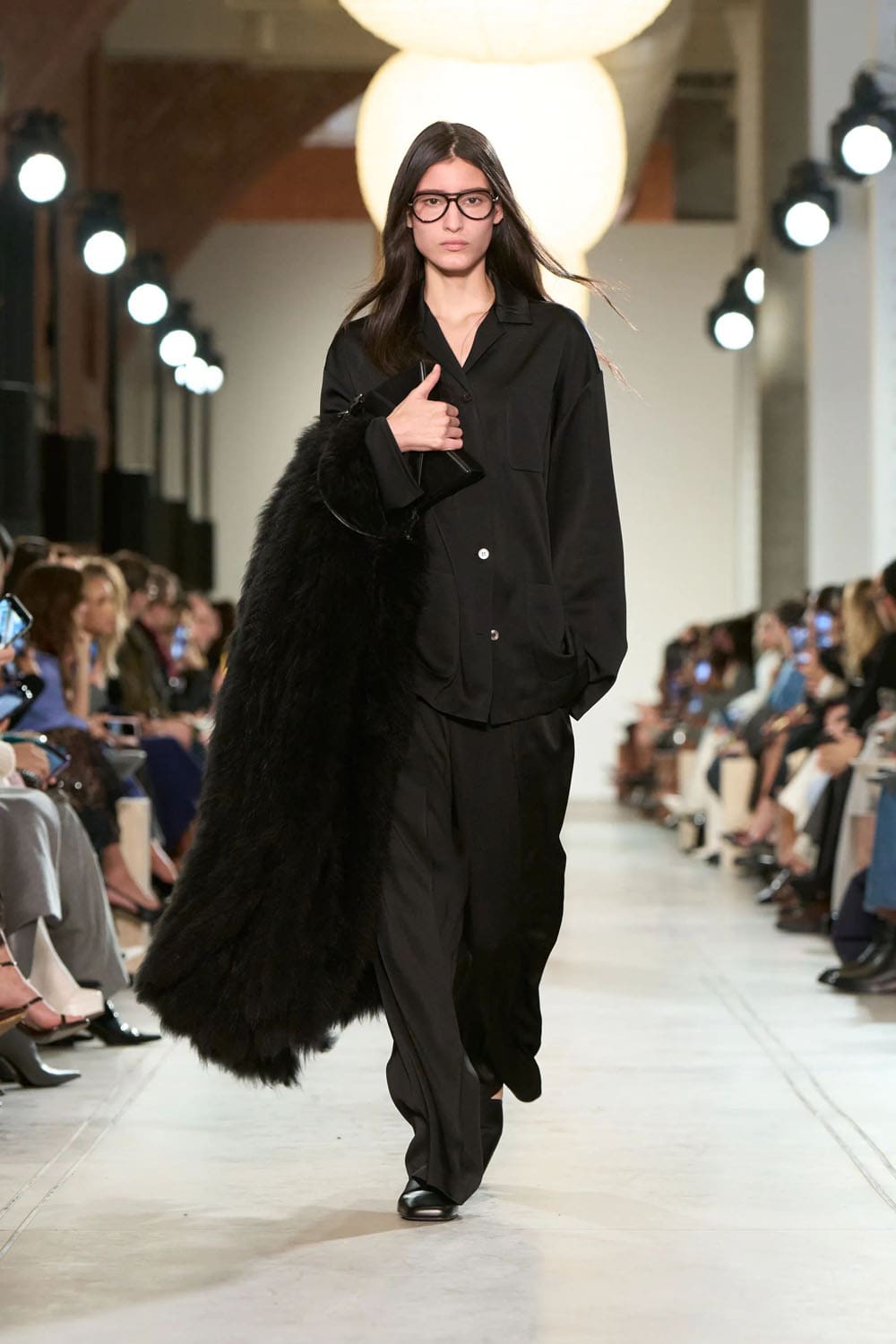 Michael Kors 2025 秋冬 2026 纽约 Runway 杂志(14)