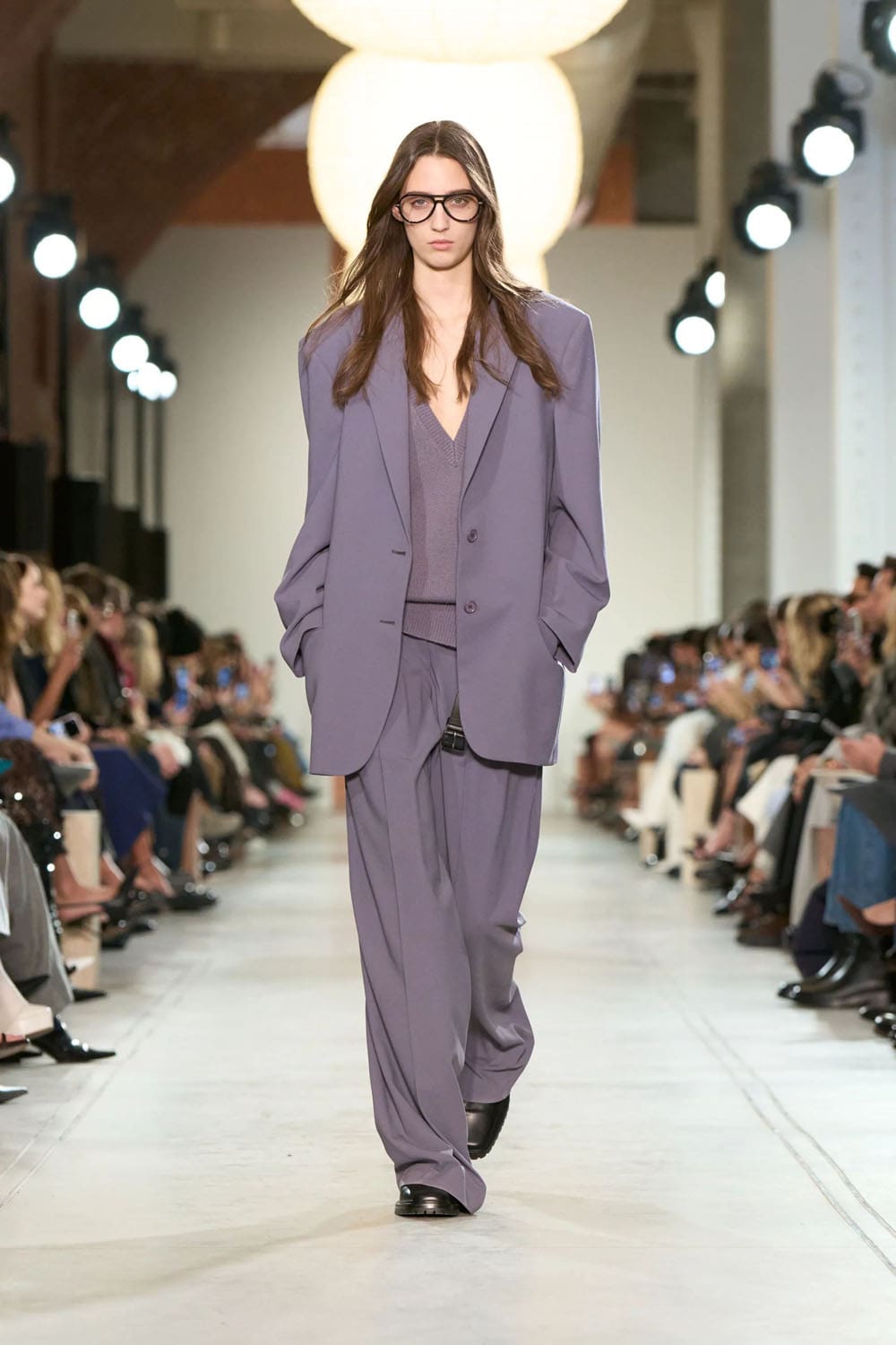 Michael Kors 2025 秋冬 2026 纽约 Runway 杂志(24)