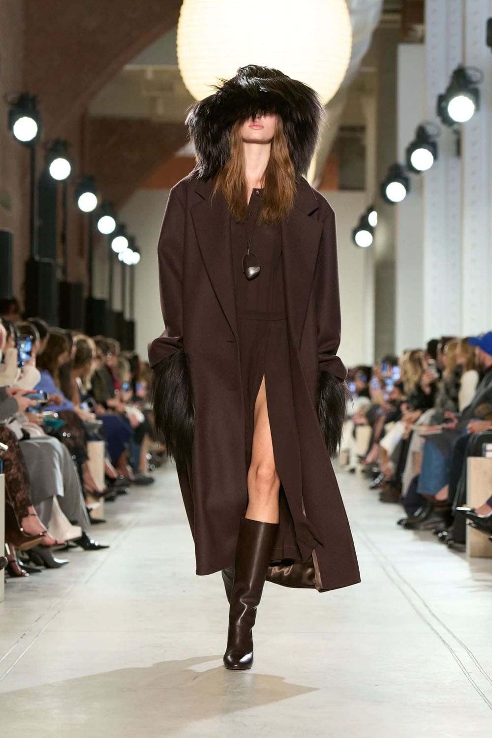 Michael Kors 2025 秋冬 2026 纽约 Runway 杂志(29)