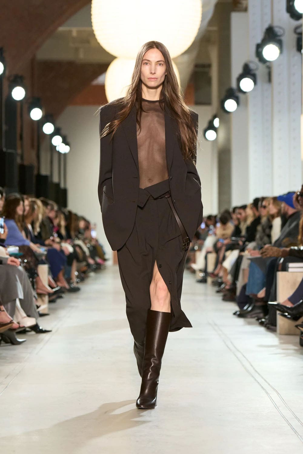 Michael Kors 2025 秋冬 2026 纽约 Runway 杂志(39)