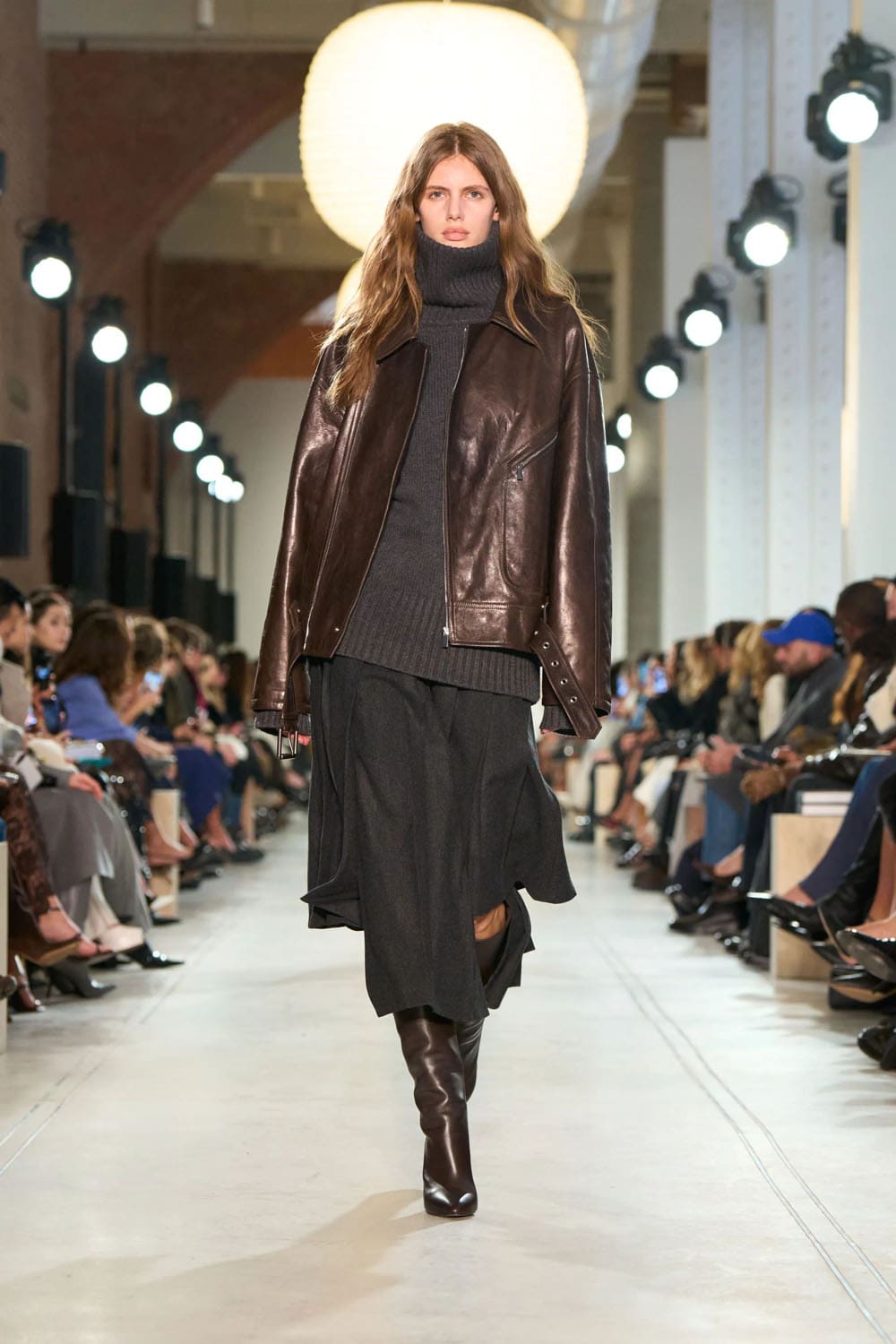 Michael Kors 2025 秋冬 2026 纽约 Runway 杂志(40)