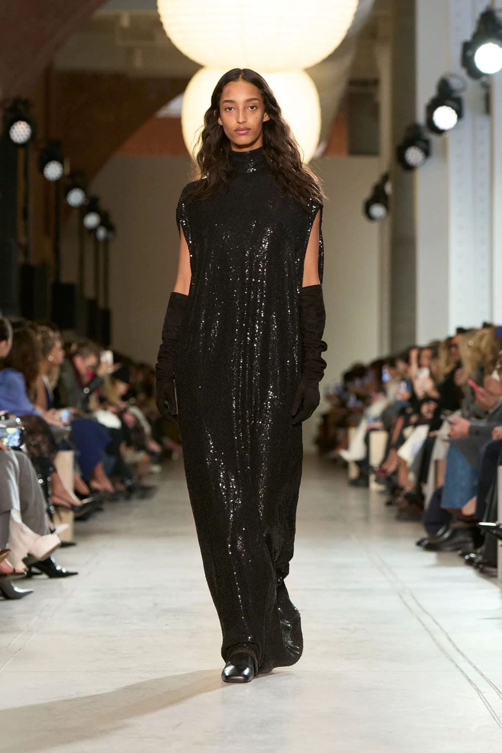 Michael Kors 2025 秋冬 2026 纽约 Runway 杂志(56)