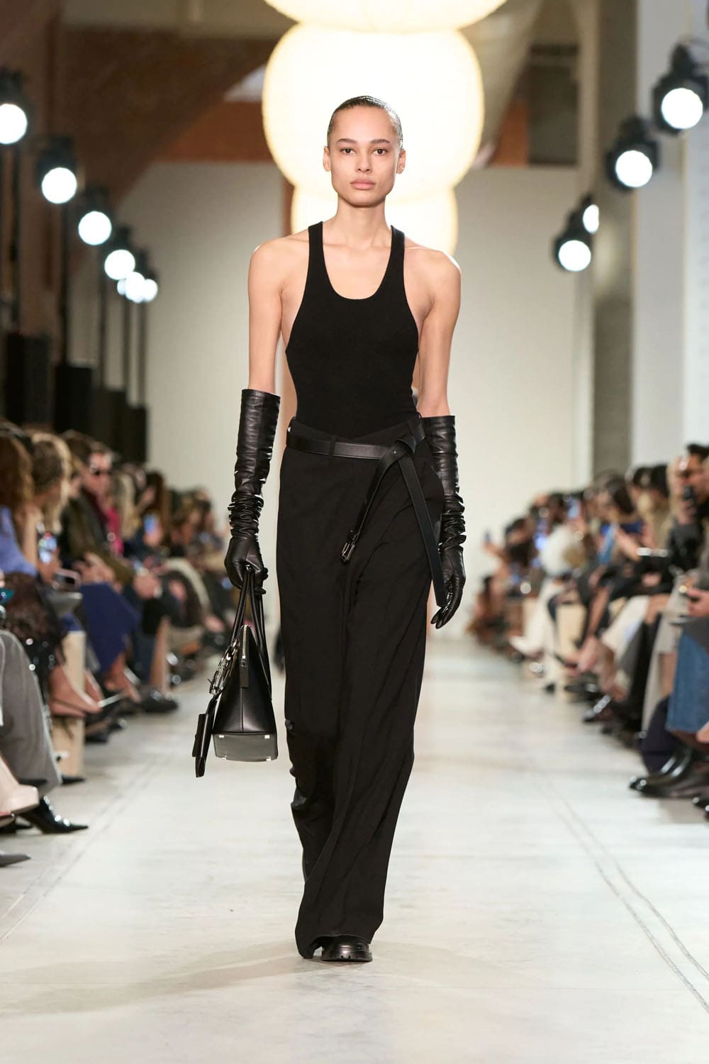 Michael Kors 2025 秋冬 2026 纽约 Runway 杂志(7)