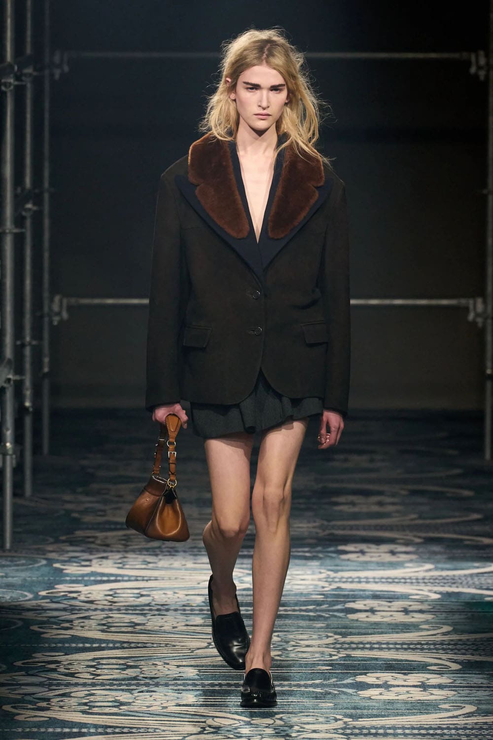 Prada Fall Winter 2025 2026 Runway Magazine (11)