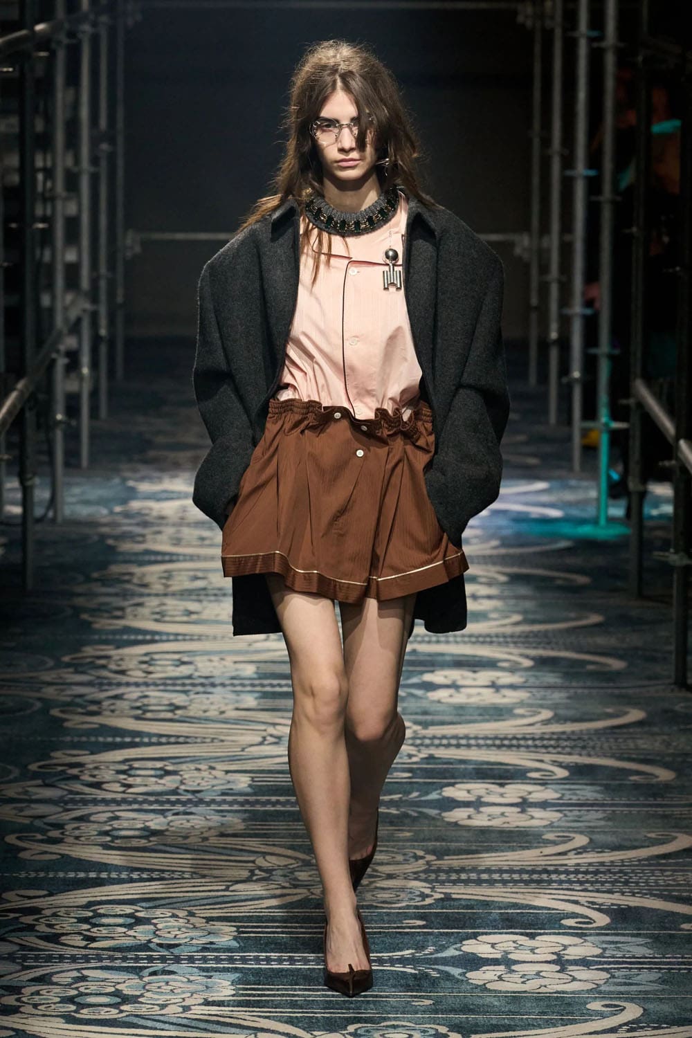 Prada Fall Winter 2025 2026 Runway Magazine (12)