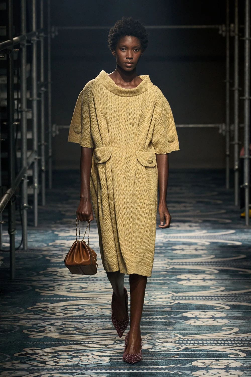 Prada Fall Winter 2025 2026 Runway Magazine (15)