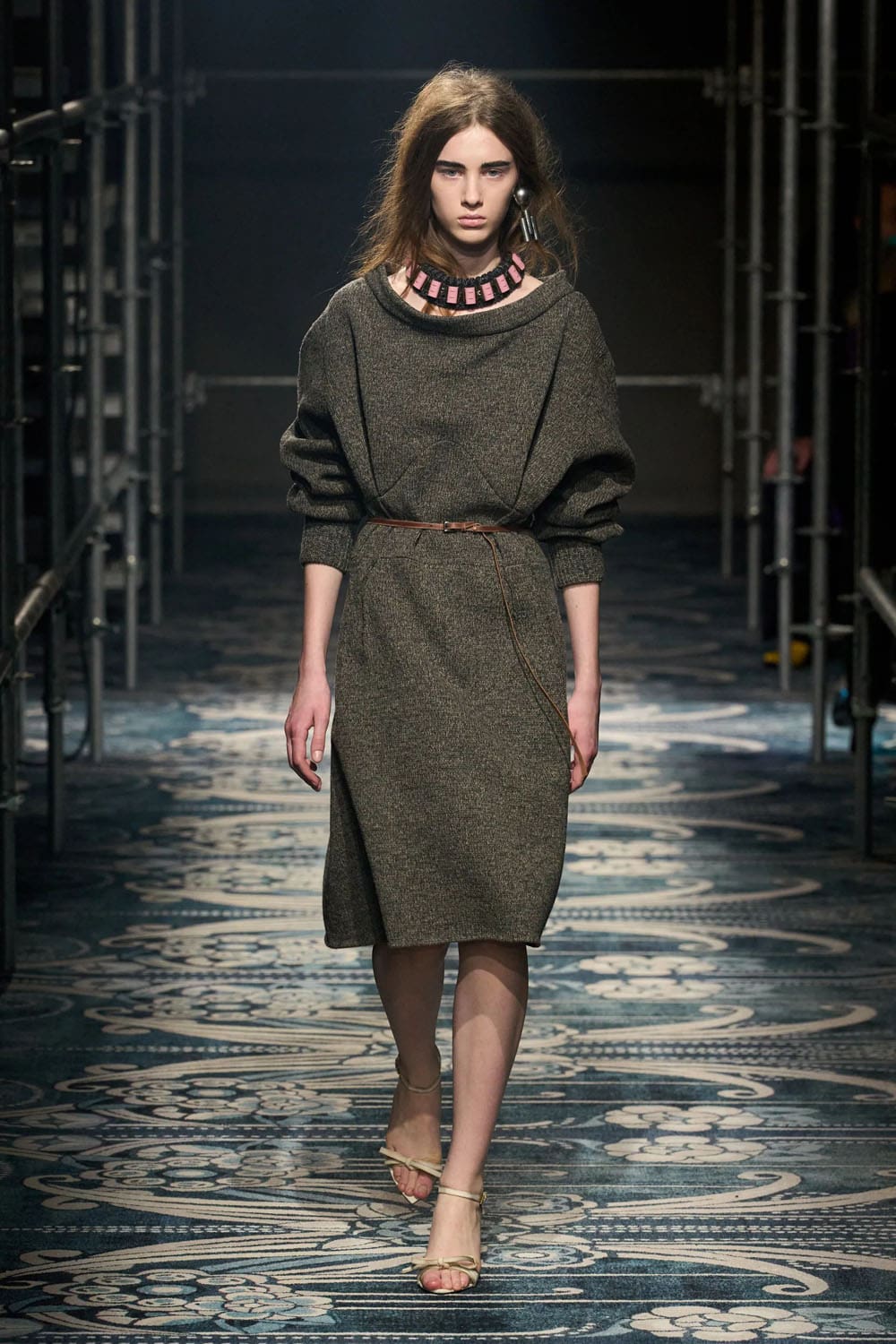 Prada Fall Winter 2025 2026 Runway Magazine (23)