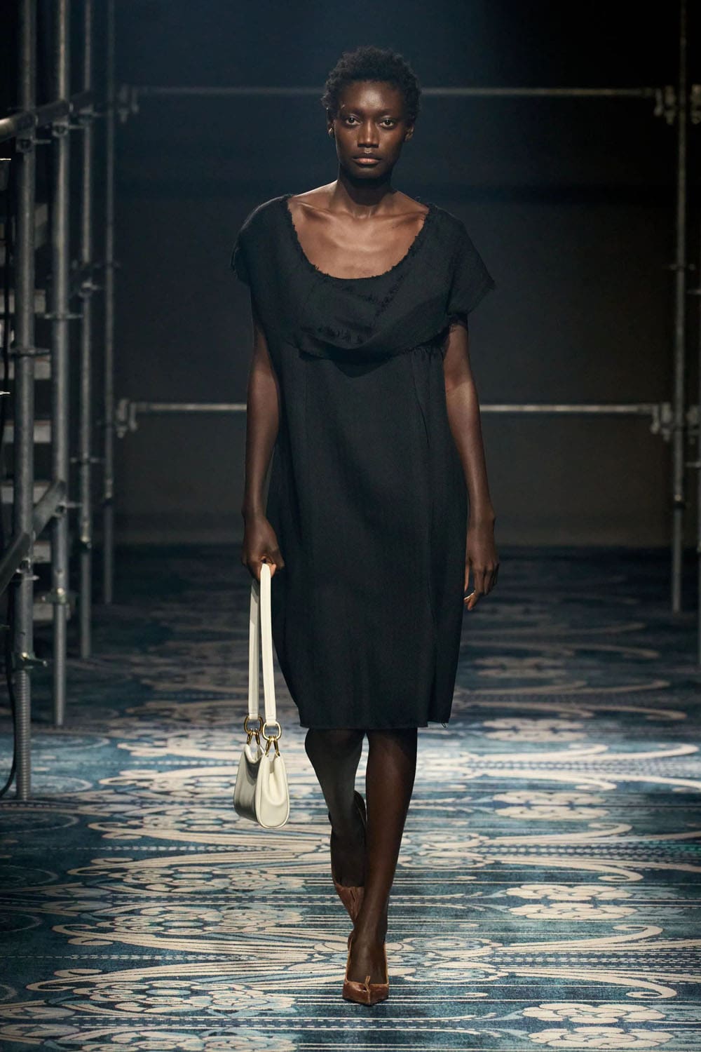 Prada Fall Winter 2025 2026 Runway Magazine (3)