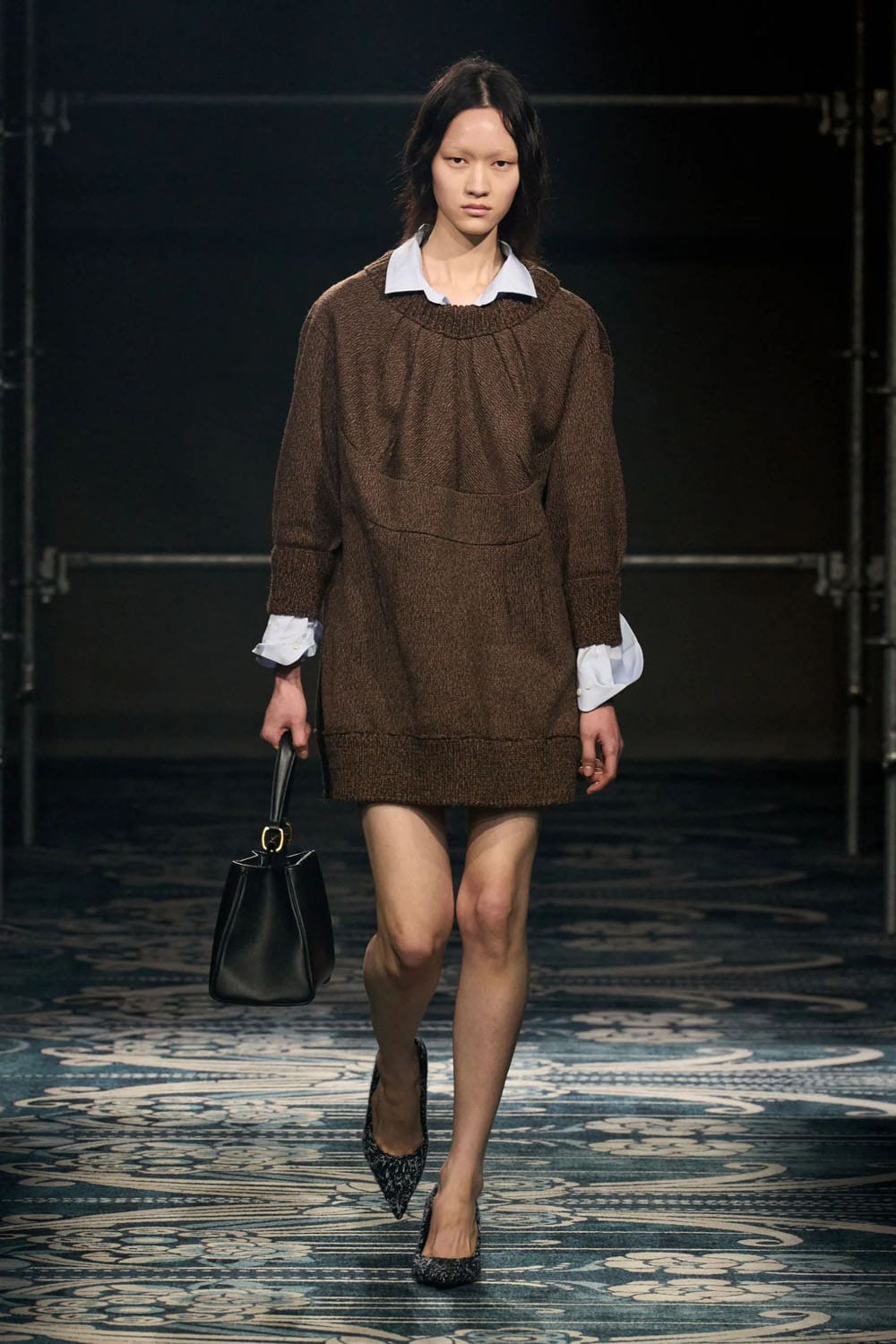 Prada Fall Winter 2025 2026 Runway Magazine (36)