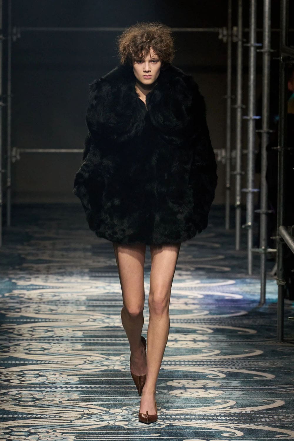 Prada Fall Winter 2025 2026 Runway Magazine (48)
