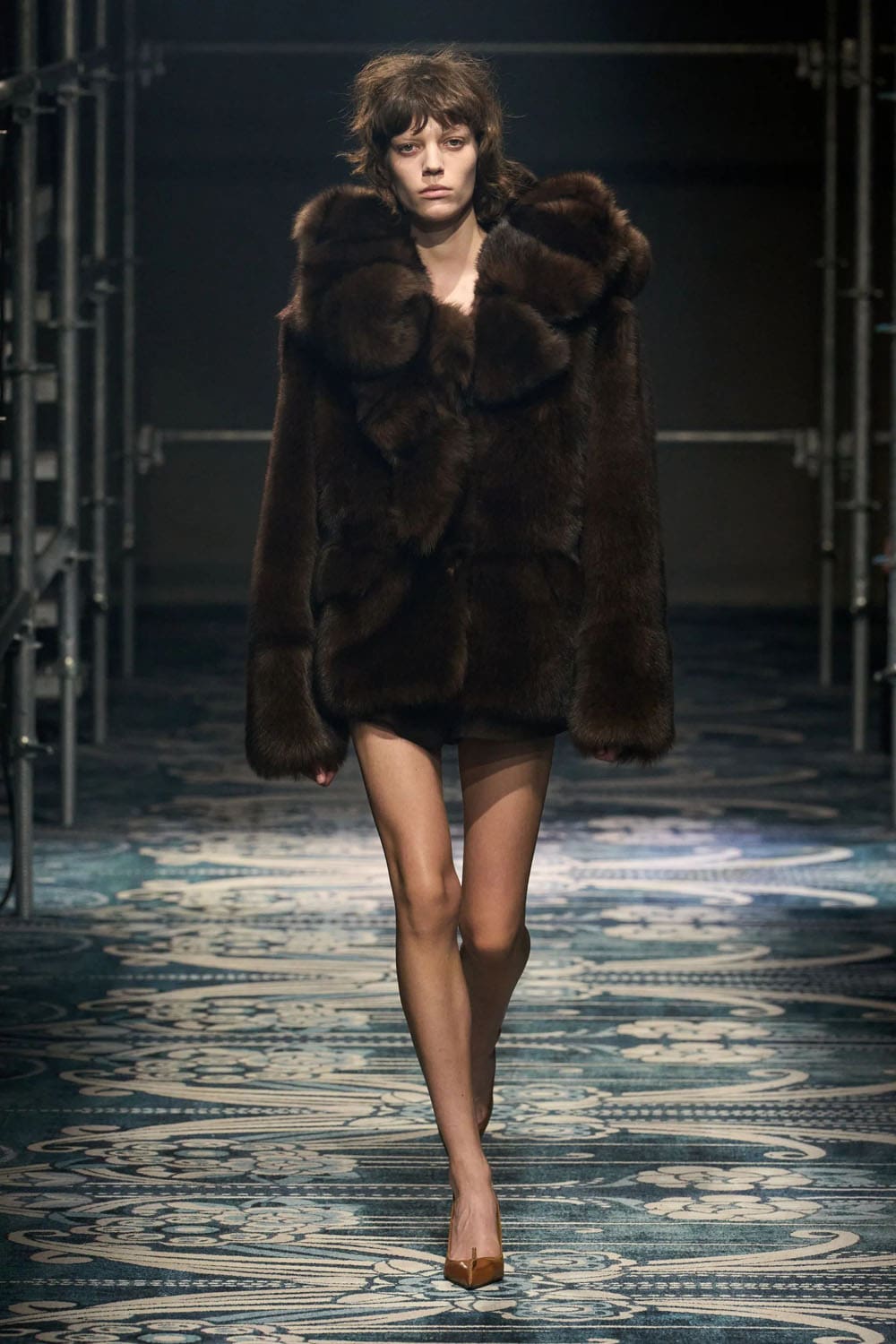 Prada Fall Winter 2025 2026 Runway Magazine (8)