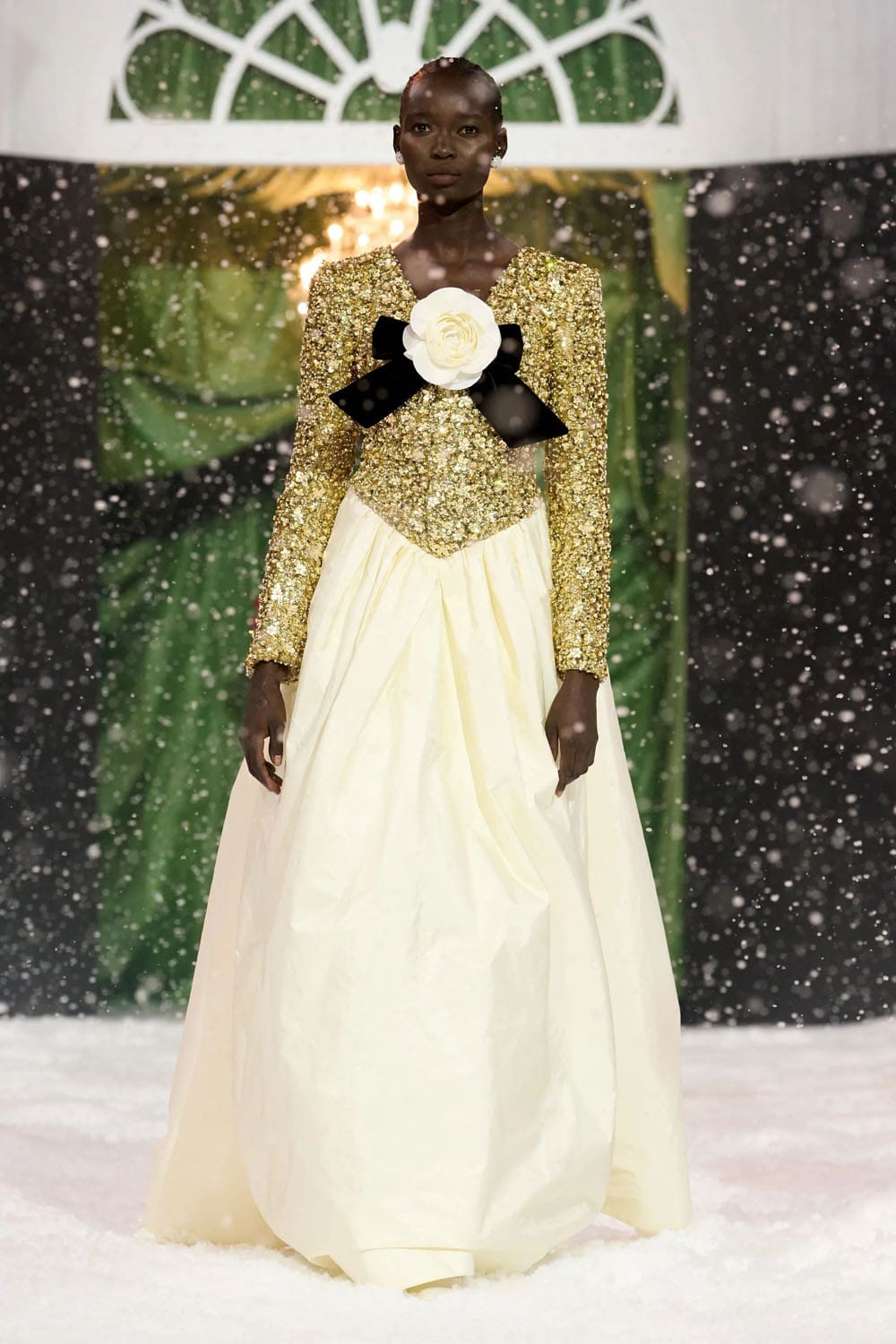 Richard Quinn Automne Hiver 2025 2026 Londres Runway Magazine (36)