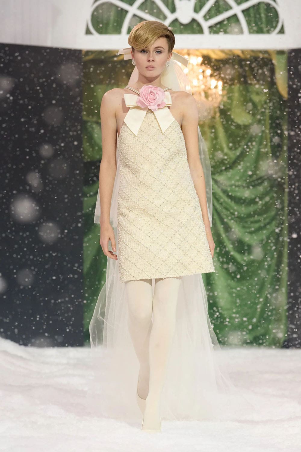 Richard Quinn Automne Hiver 2025 2026 Londres Runway Magazine (44)