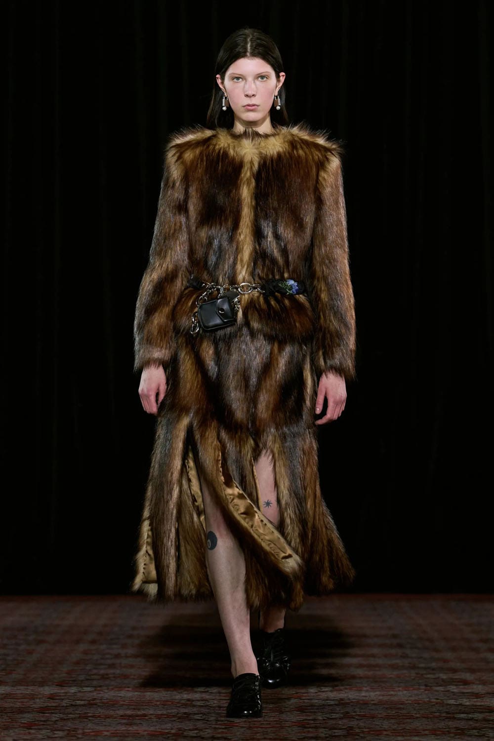Simone Rocha Otoño Invierno 2025 2026 Londres Runway Revista (11)