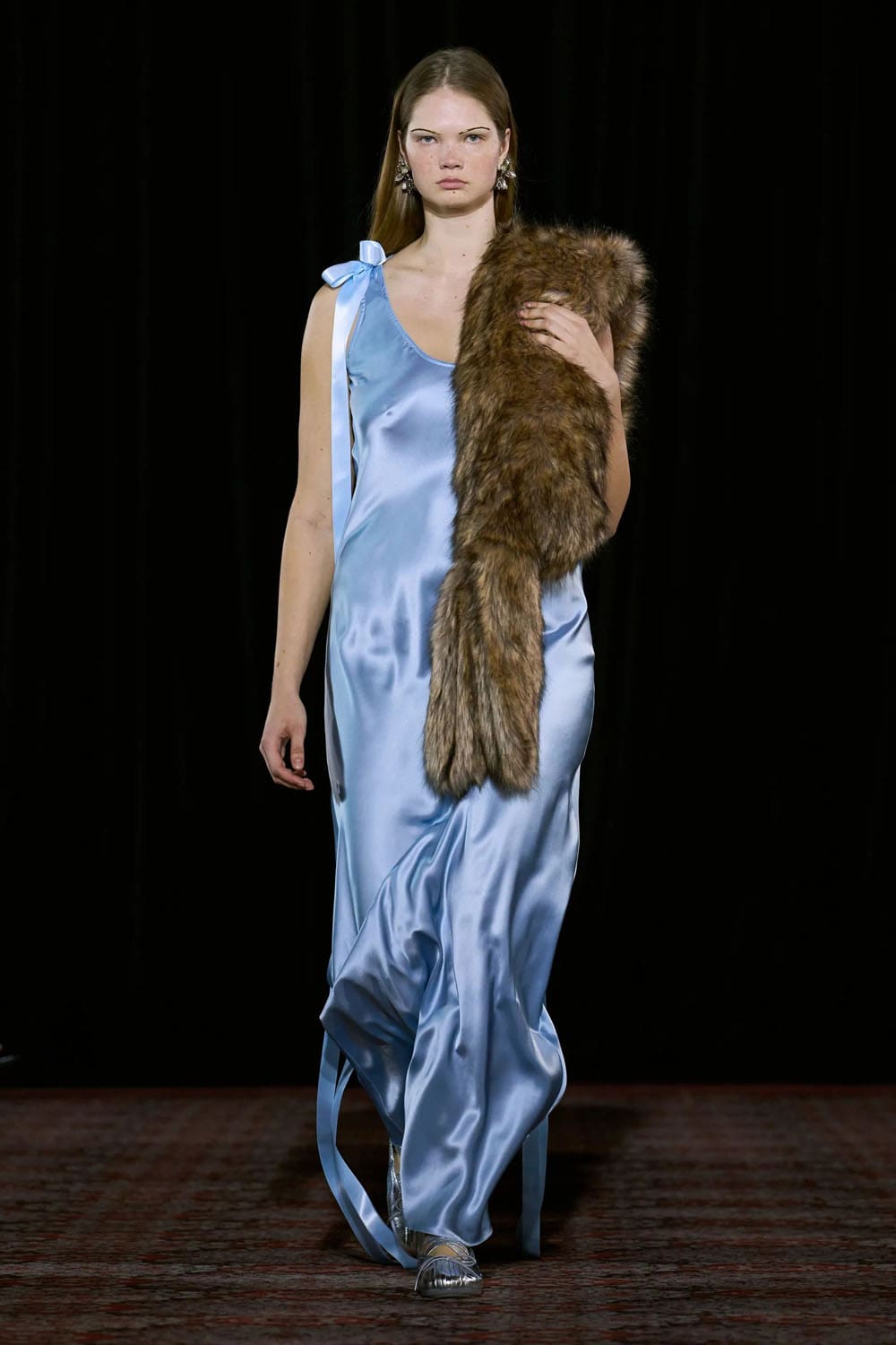 Simone Rocha Otoño Invierno 2025 2026 Londres Runway Revista (30)