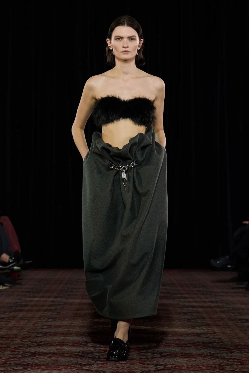 Simone Rocha Otoño Invierno 2025 2026 Londres Runway Revista (52)