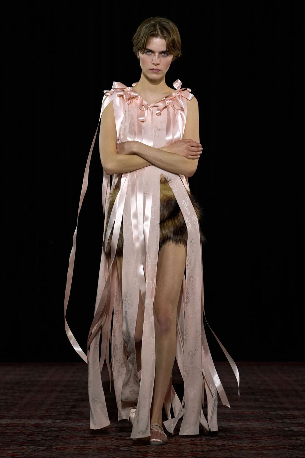 Simone Rocha Otoño Invierno 2025 2026 Londres Runway Revista (53)
