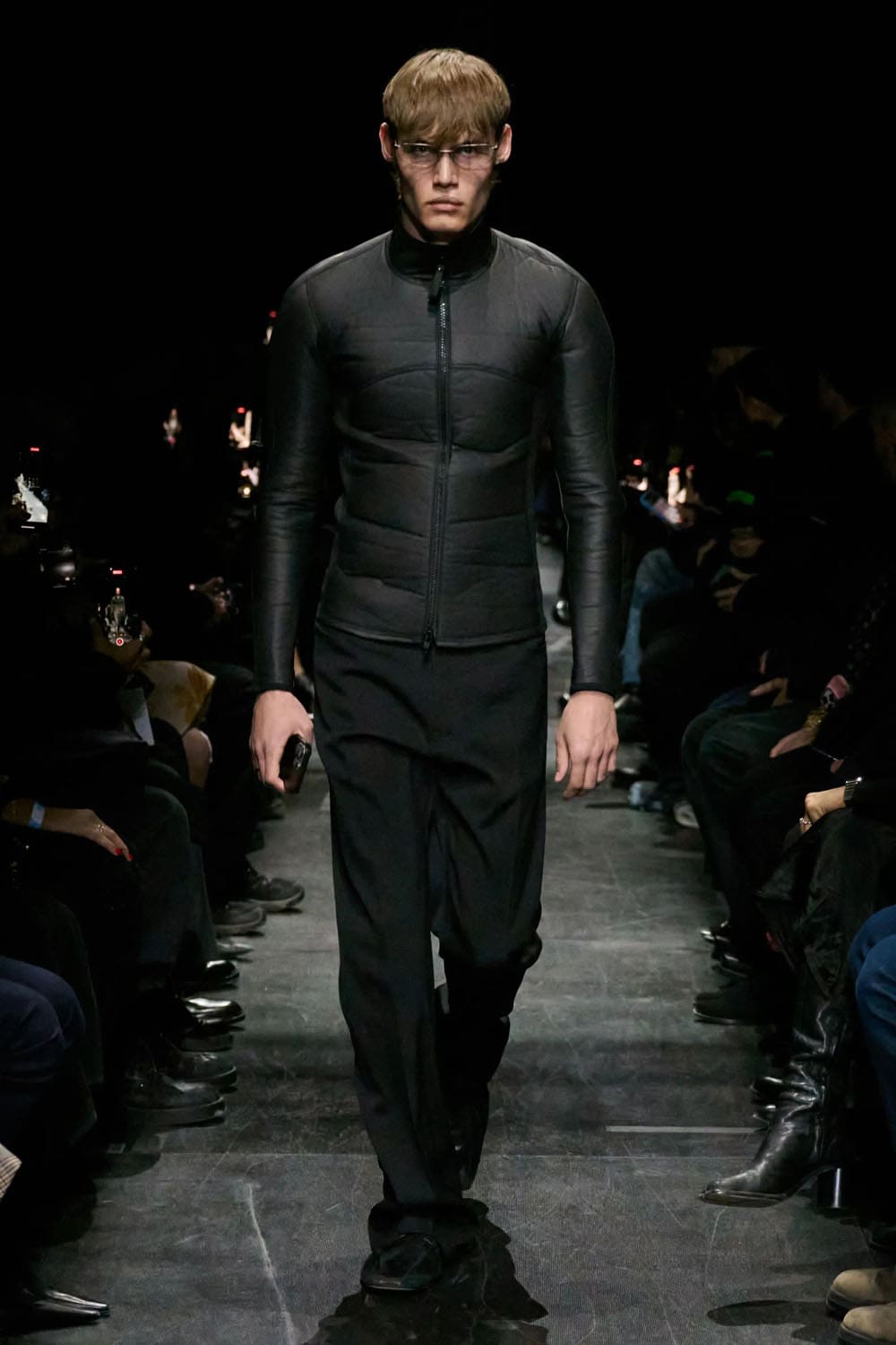 Balenciaga Automne Hiver 2025 2026 Runway Magazine (13)