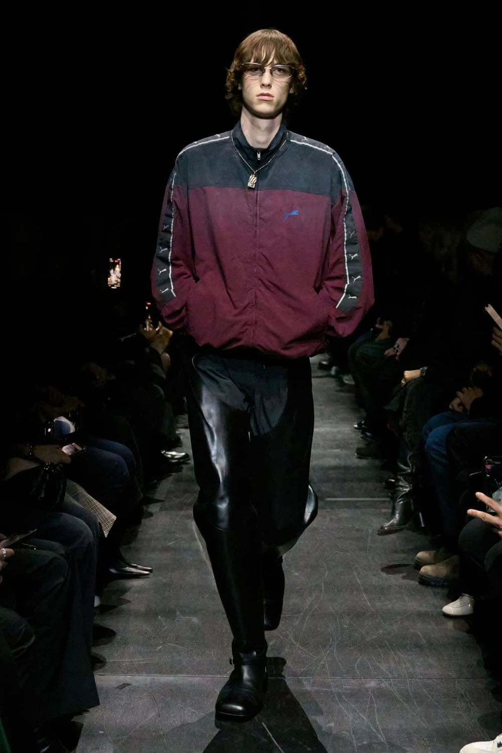 Balenciaga Automne Hiver 2025 2026 Runway Magazine (50)