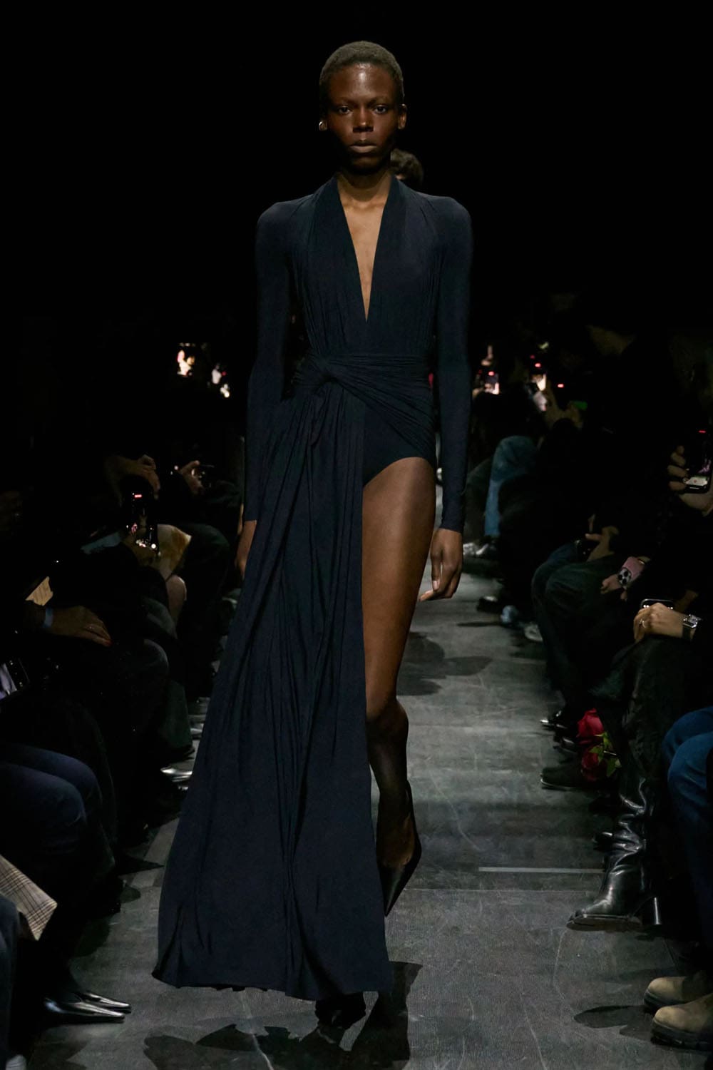 Balenciaga Automne Hiver 2025 2026 Runway Magazine (63)