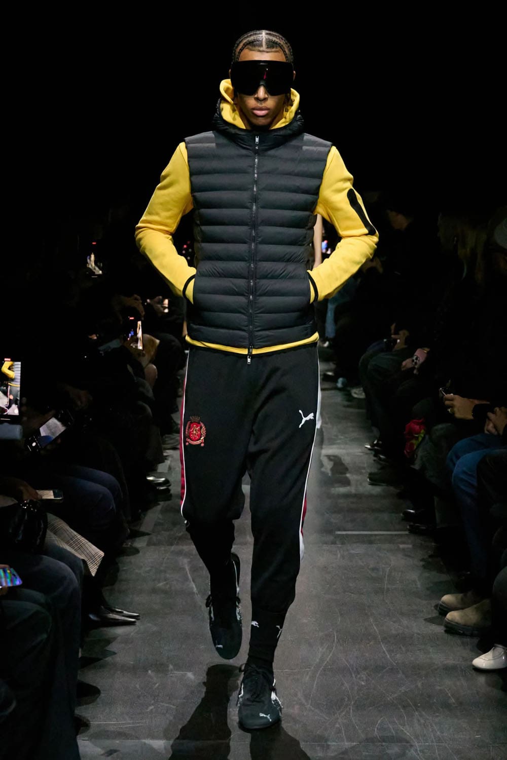 Balenciaga Automne Hiver 2025 2026 Runway Magazine (68)