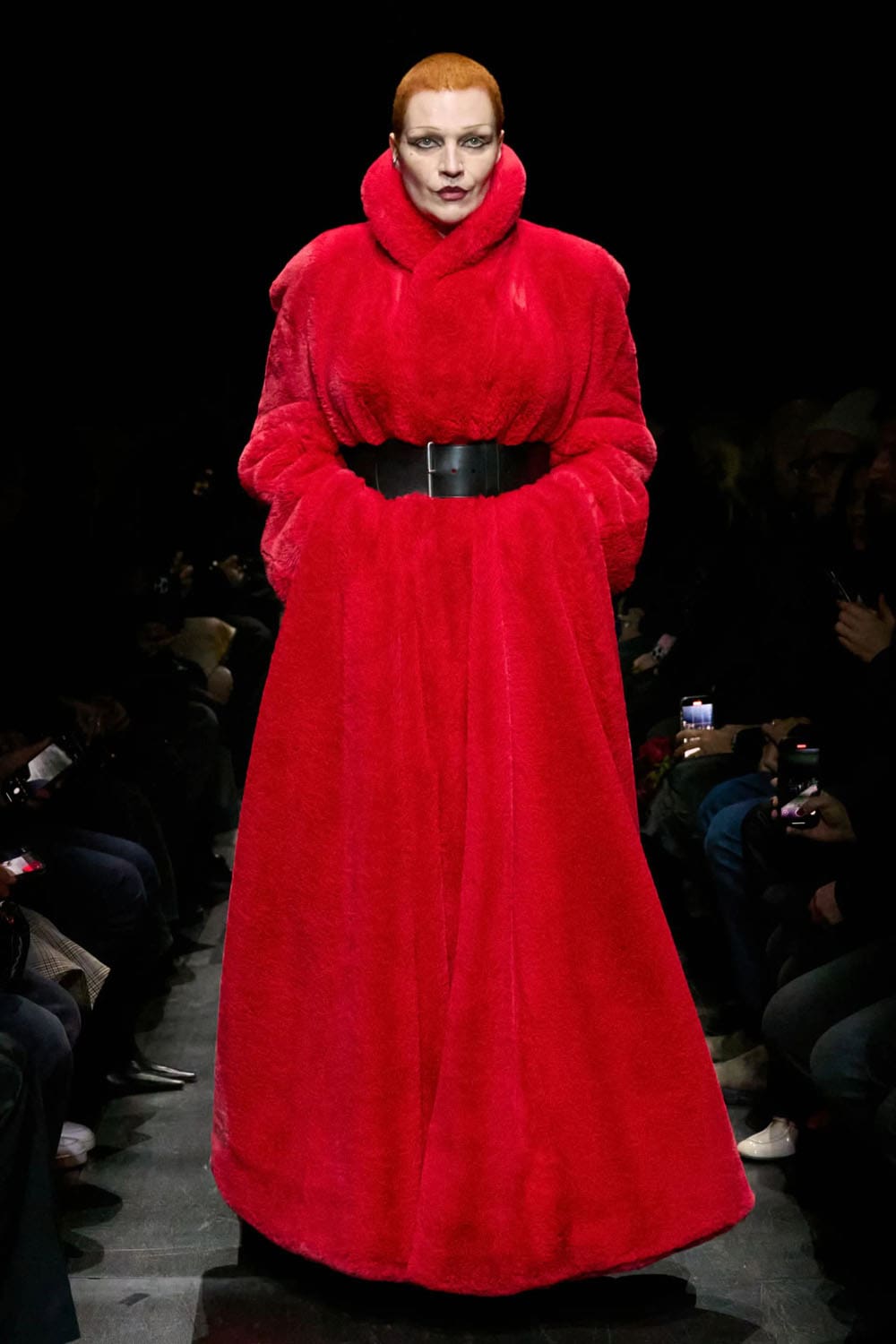 Balenciaga Automne Hiver 2025 2026 Runway Magazine (78)