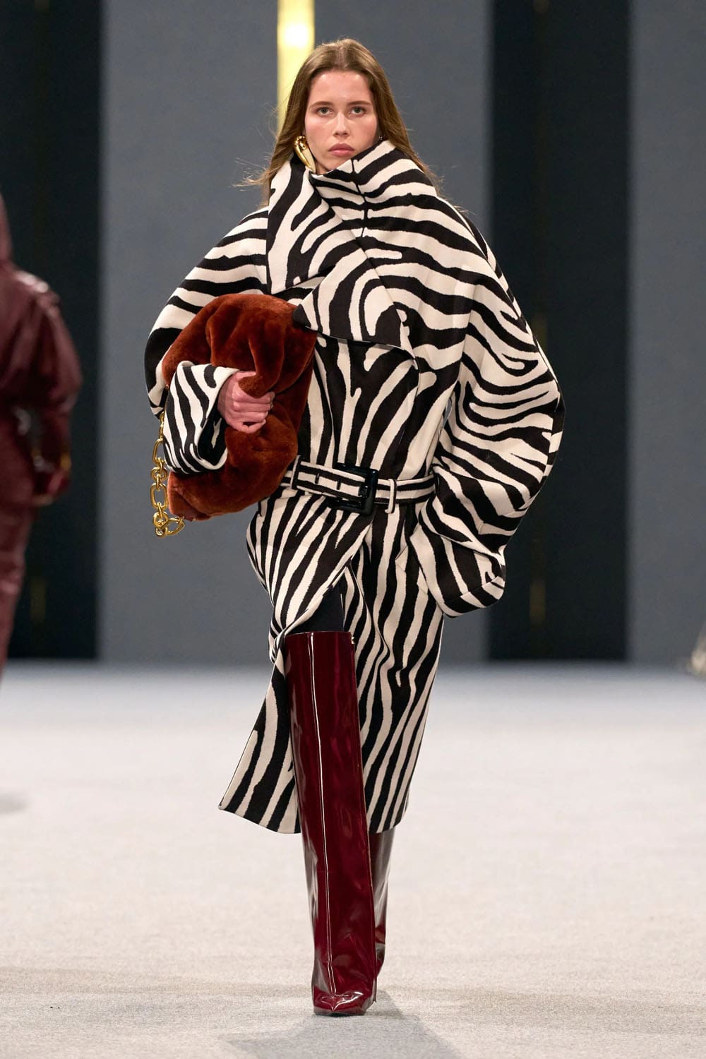 Balmain Herbst Winter 2025 2026 Runway Magazin (20)
