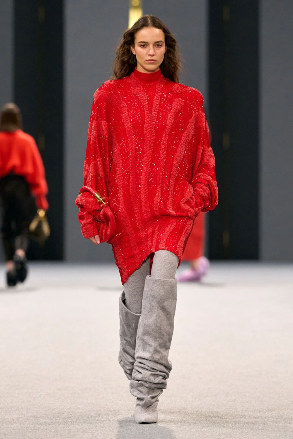 Balmain Herbst Winter 2025 2026 Runway Magazin (34)