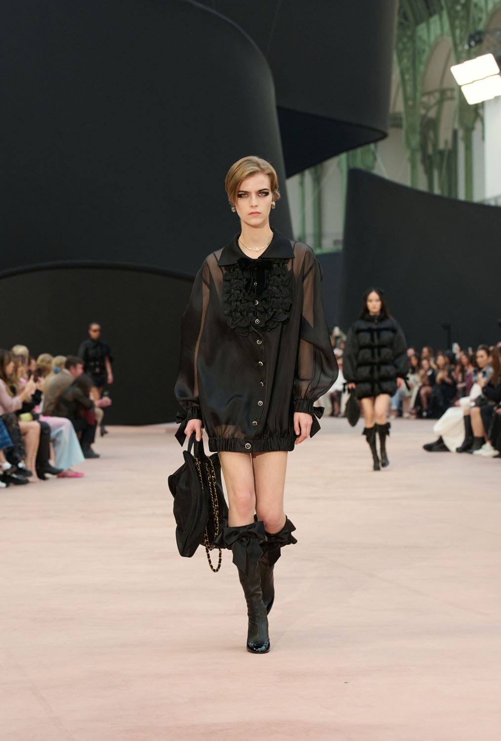 シャネル 2025 2026 秋冬 プレタポルテ Runway 雑誌(36)