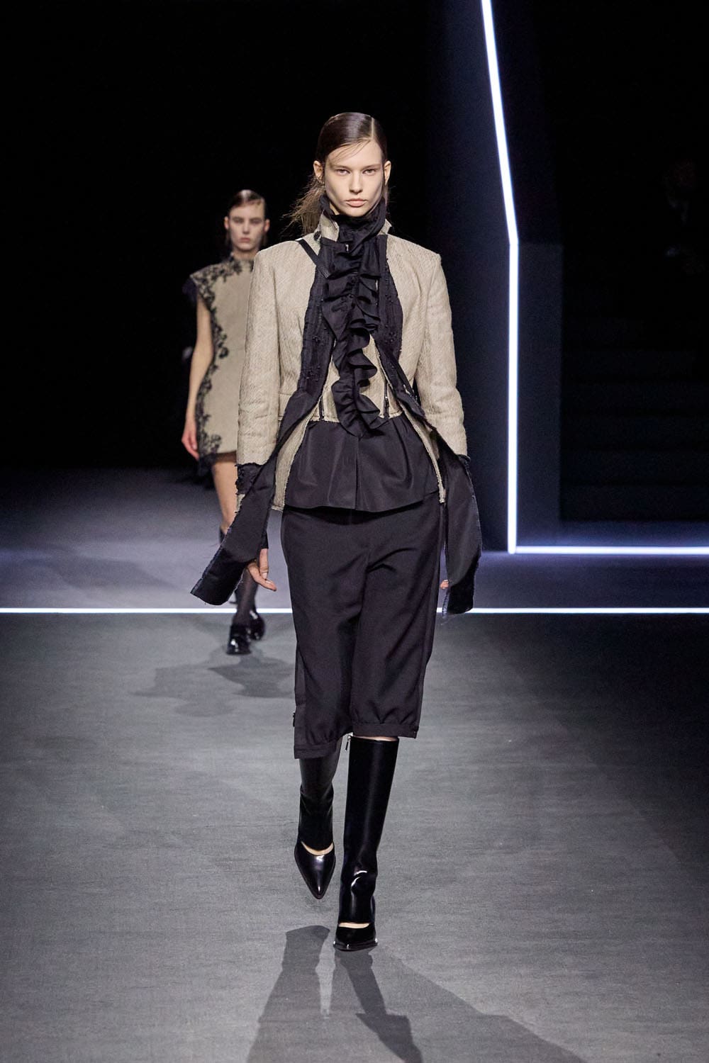 Dior Fall Winter 2025 2026 Women Runway Magazine (1)