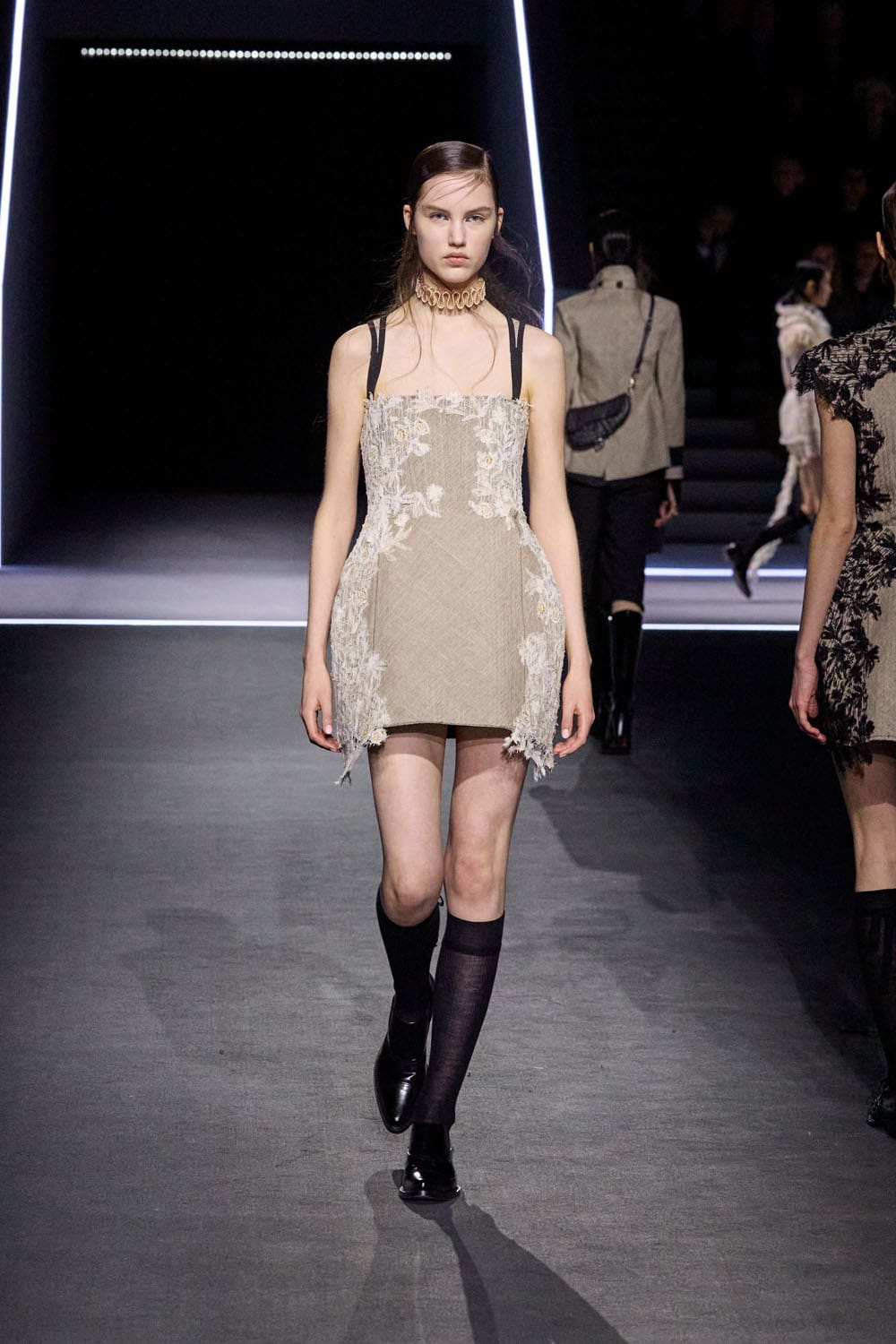 Dior Fall Winter 2025 2026 Women Runway Magazine (12)