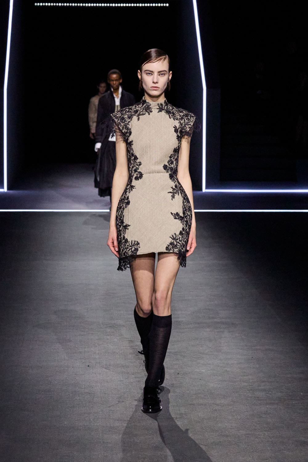 Dior Fall Winter 2025 2026 Women Runway Magazine (2)