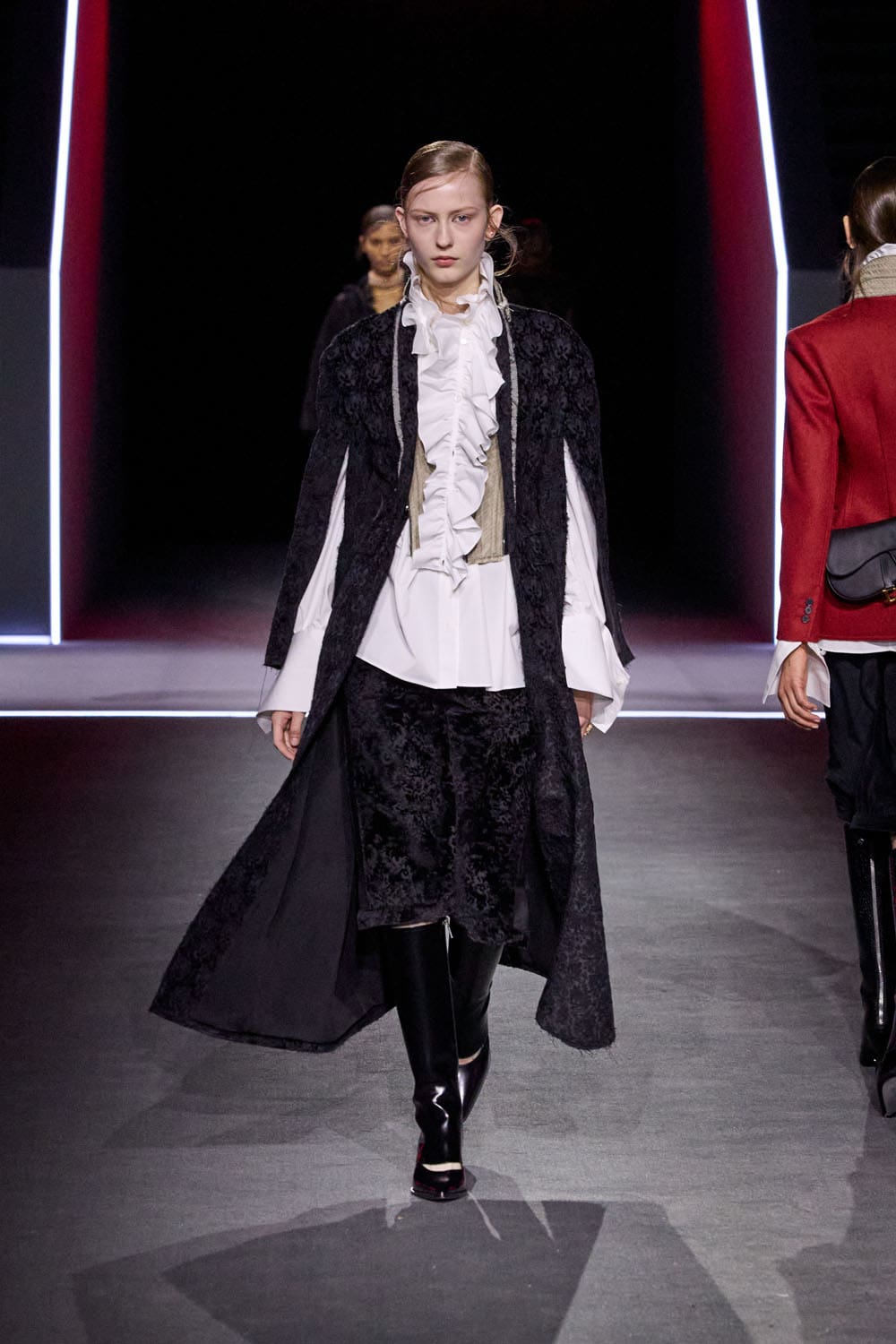 Dior Fall Winter 2025 2026 Women Runway Magazine (21)