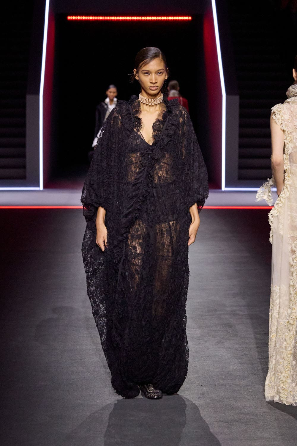 Dior Fall Winter 2025 2026 Women Runway Magazine (22)