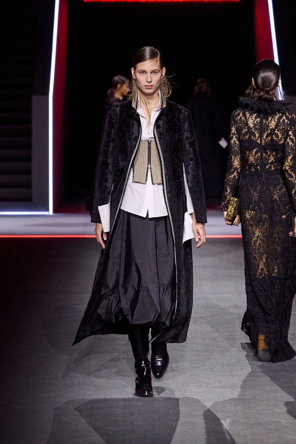 Dior Fall Winter 2025 2026 Women Runway Magazine (25)
