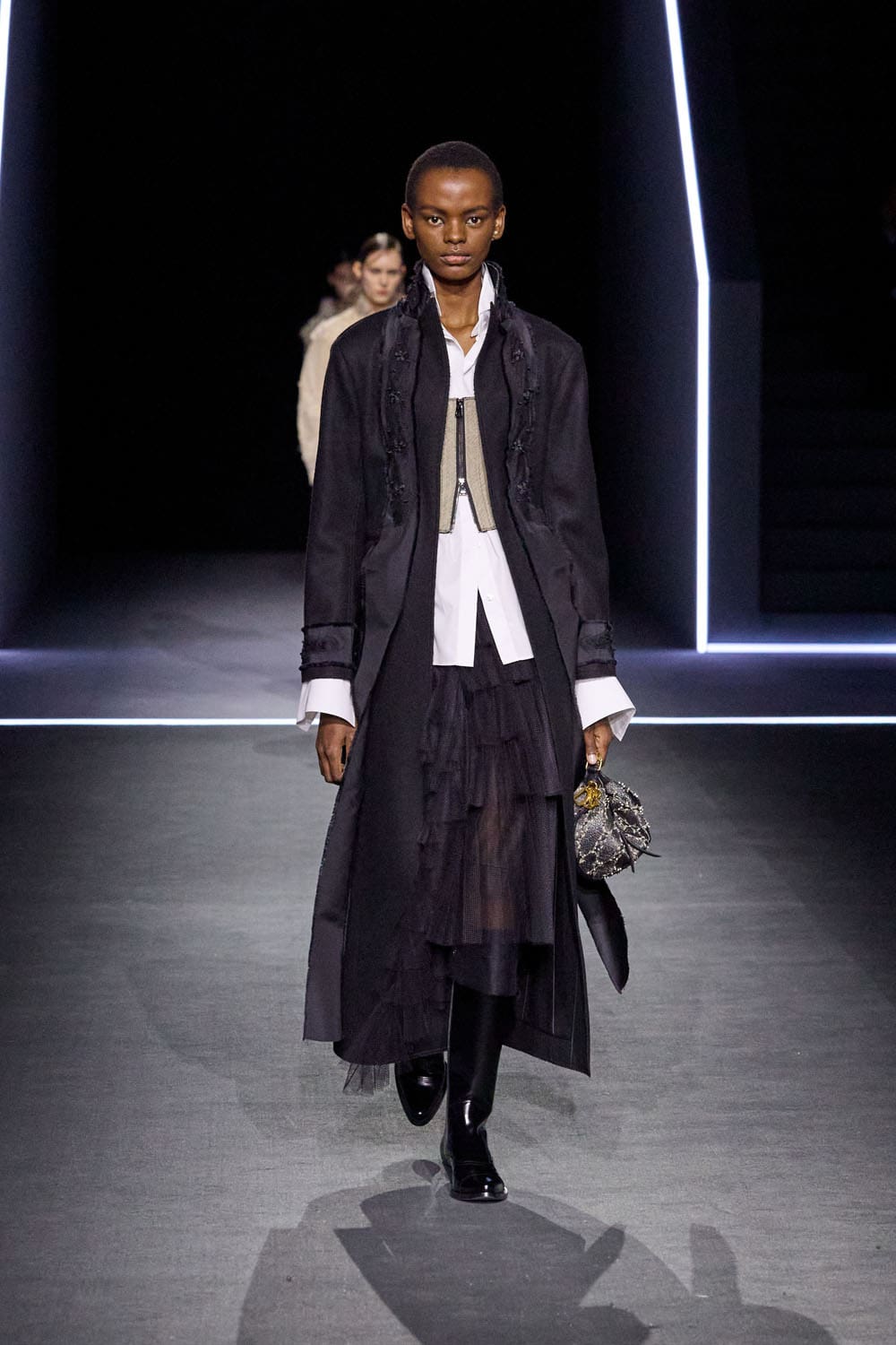 Dior Fall Winter 2025 2026 Women Runway Magazine (3)