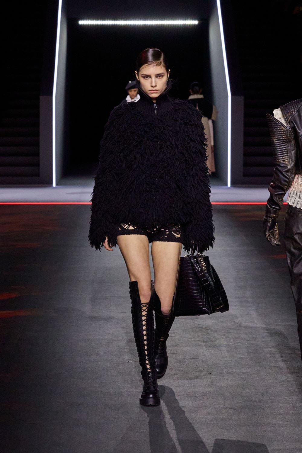 Dior Fall Winter 2025 2026 Women Runway Magazine (45)
