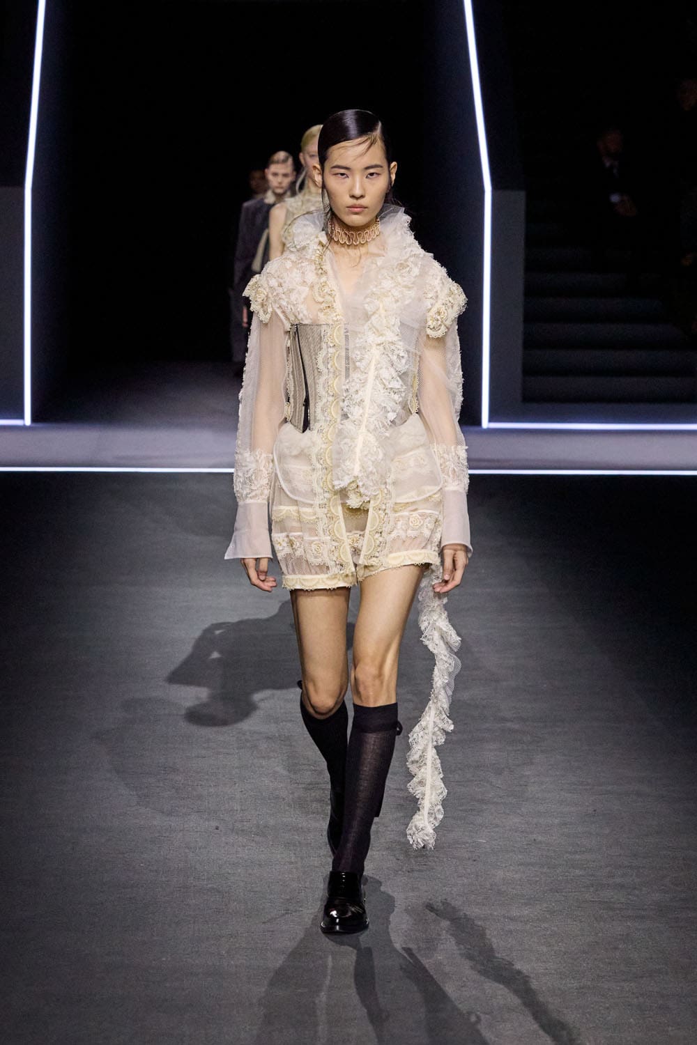 Dior Fall Winter 2025 2026 Women Runway Magazine (5)