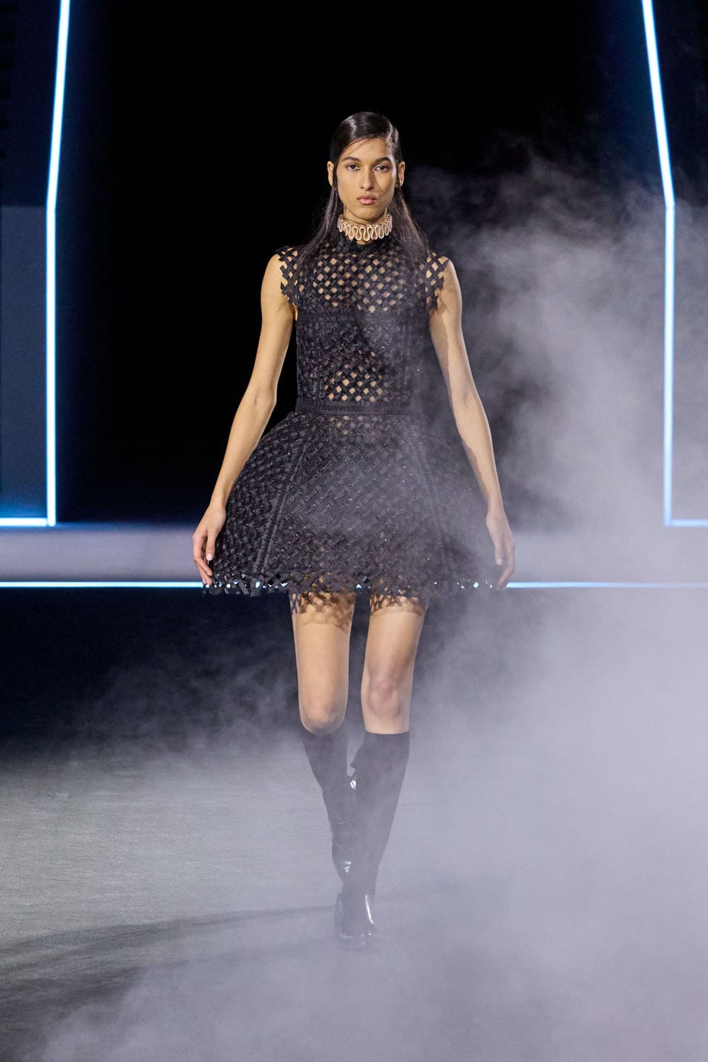 Dior Fall Winter 2025 2026 Women Runway Magazine (67)
