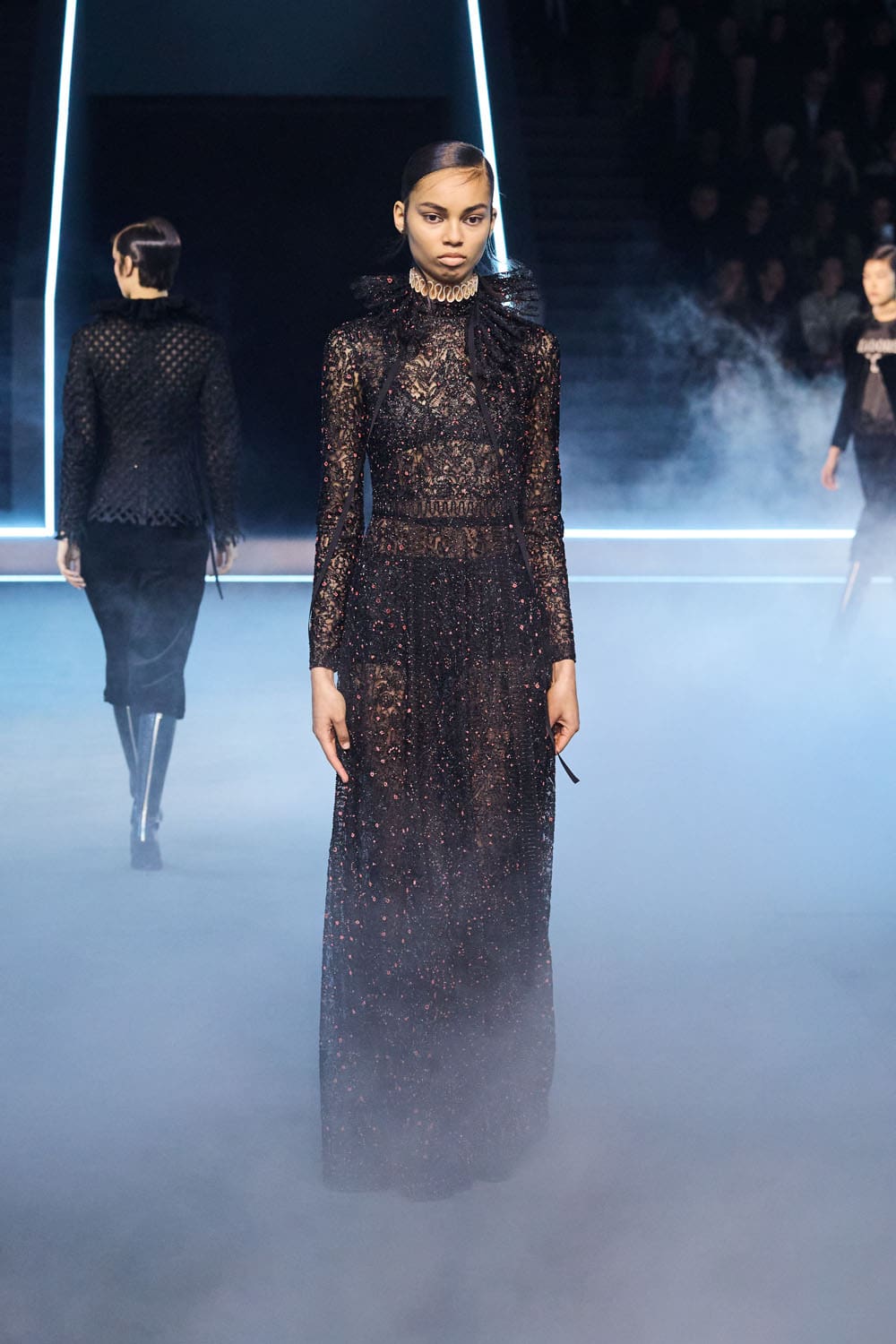 Dior Fall Winter 2025 2026 Women Runway Magazine (78)