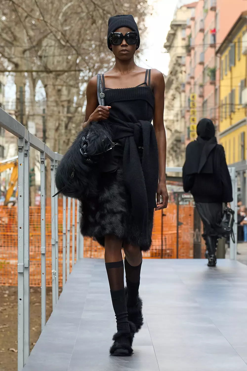 Dolce Gabbana Fall 2025 2026 Womens Runway Magazine (20)