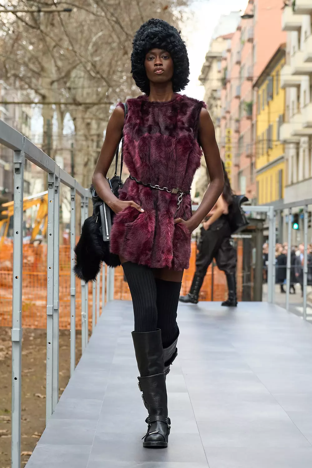 Dolce Gabbana Fall 2025 2026 Womens Runway Magazine (32)