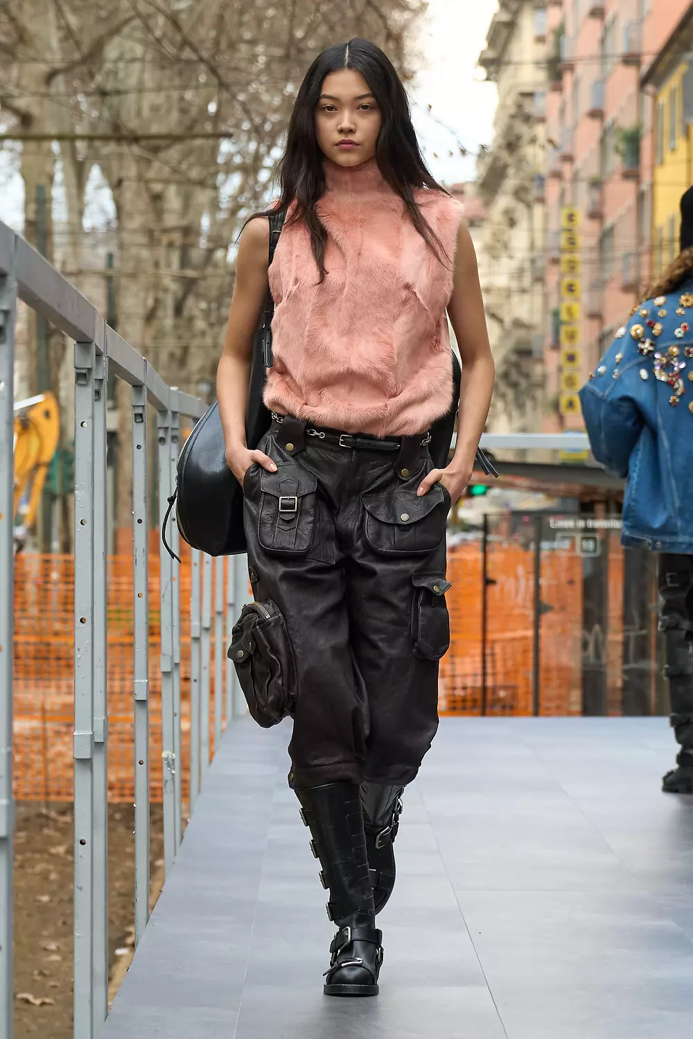 Dolce Gabbana Fall 2025 2026 Womens Runway Magazine (33)
