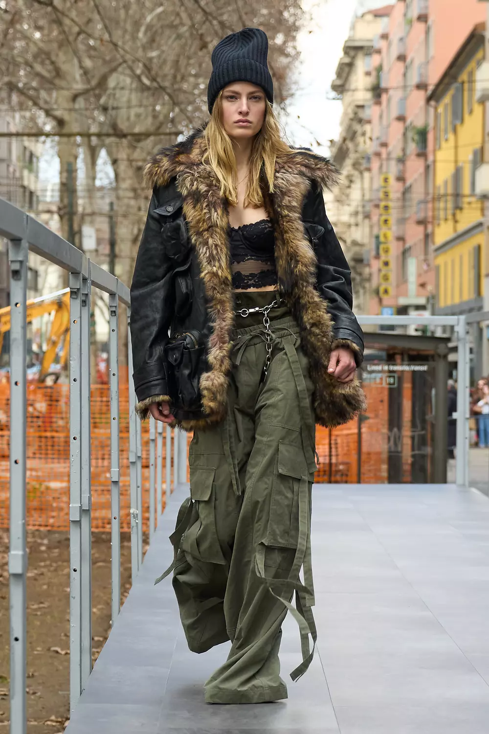 Dolce Gabbana Fall 2025 2026 Womens Runway Magazine (4)