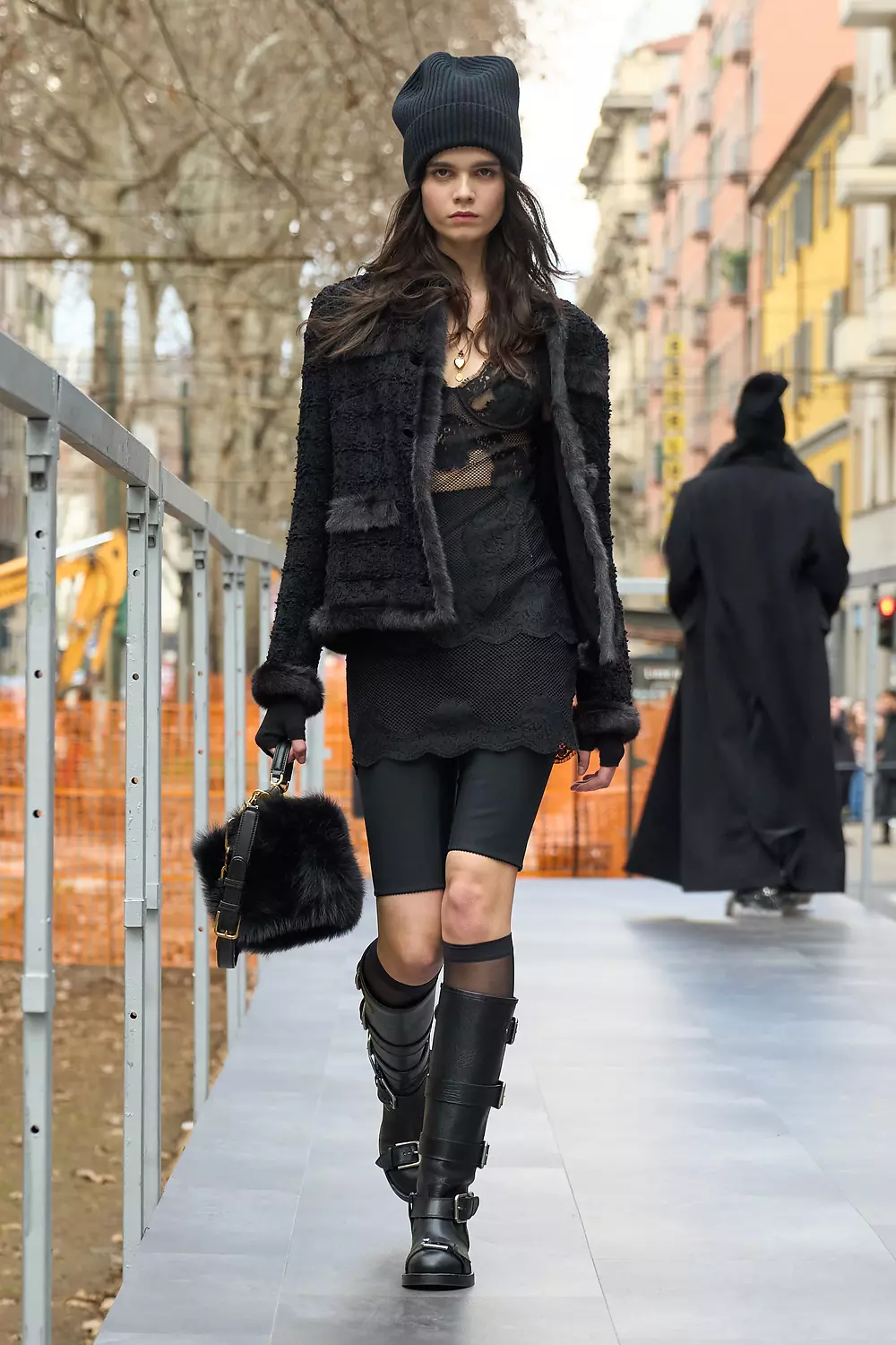 Dolce Gabbana Fall 2025 2026 Womens Runway Magazine (44)