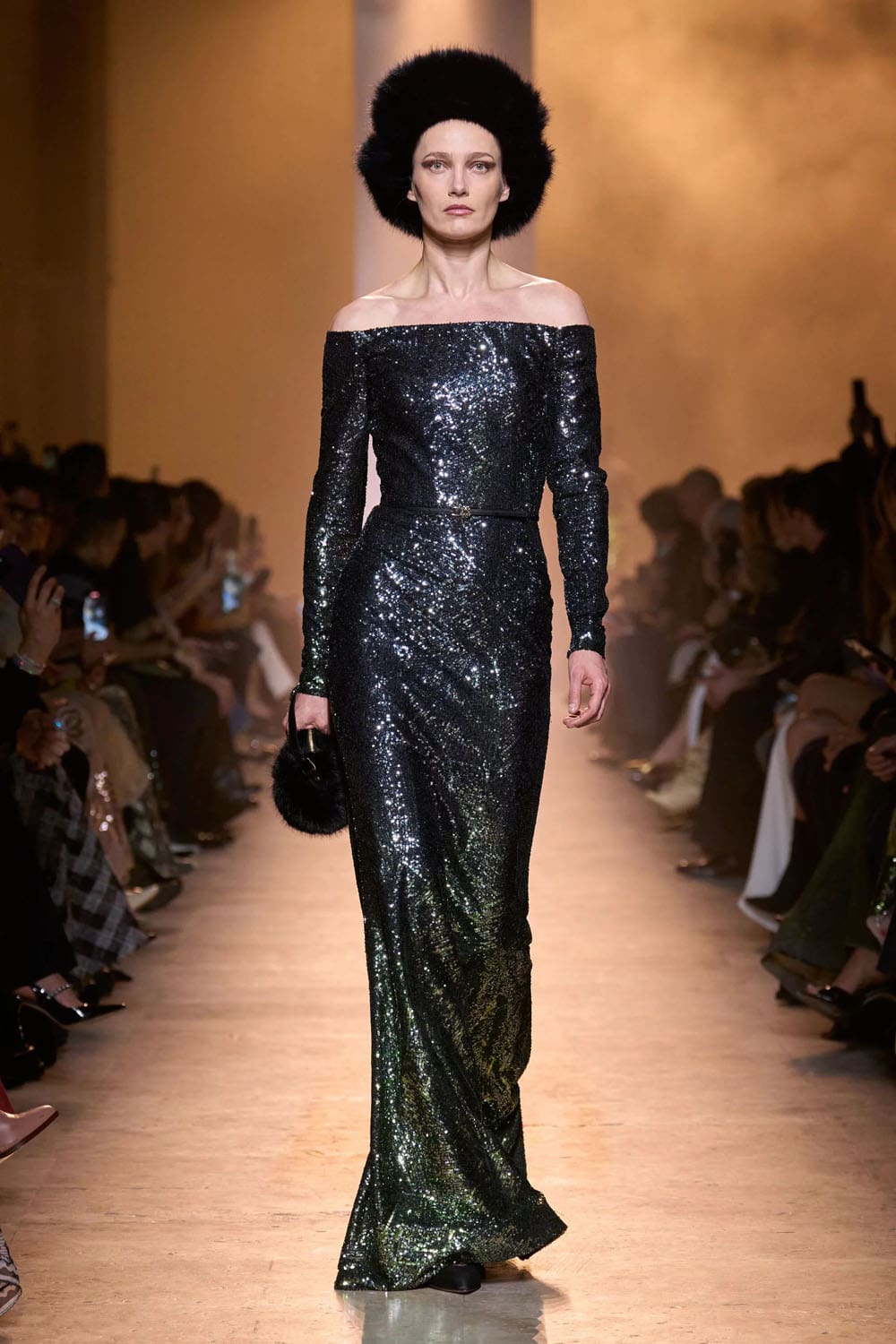 Elie Saab Fall Winter 2025 26 Ready to Wear Runway Magazine (38)